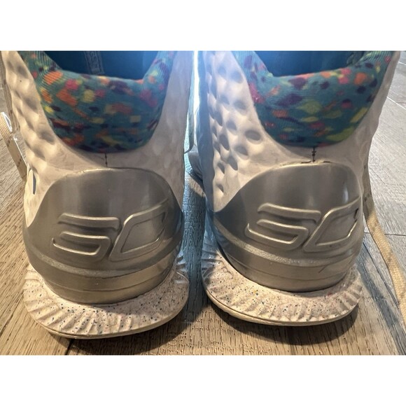 UA Curry 1 Splash Party 2022 (Surprise Party) Basketball Shoes Men’s Size 10 main image 5